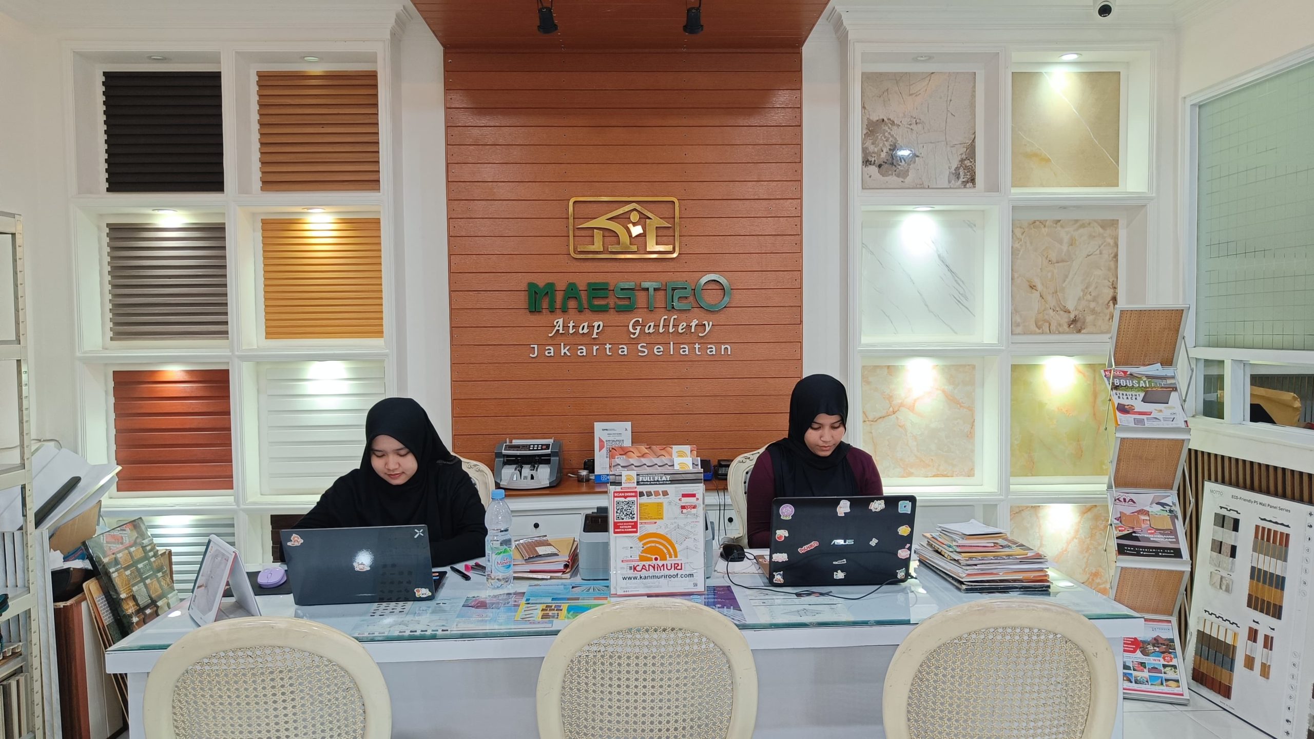 Maestro Atap Gallery Jakarta Selatan
